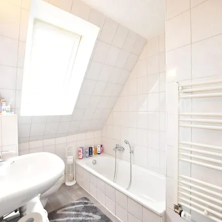 度假居 Ferienzimmer In Kroepelin *