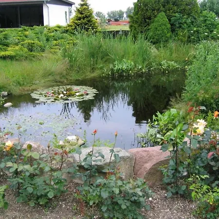 Ferienzimmer In Kroepelin 度假居